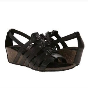 Teva Cabrillo Black Wedge Sandals Gladiator